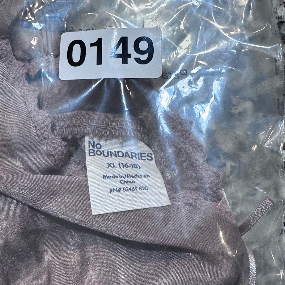 NWT No Boundaries Women's Cami Tank Top‎ XL 16-18 Satin Bow Adjustable Straps - Picture 9 of 10